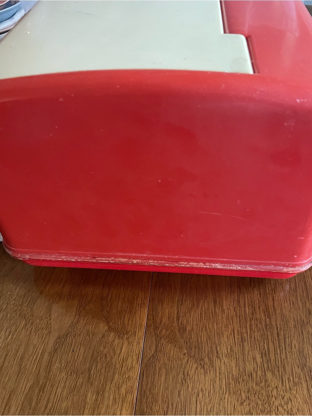 LUSTRO-WARE No. B-20 Plastic Vintage Retro BREAD Box Red/Cream Hinge Lid GUC - Picture 9 of 11